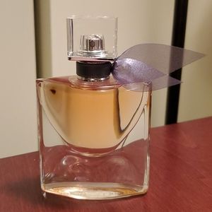 Lancome  La vie est belle!